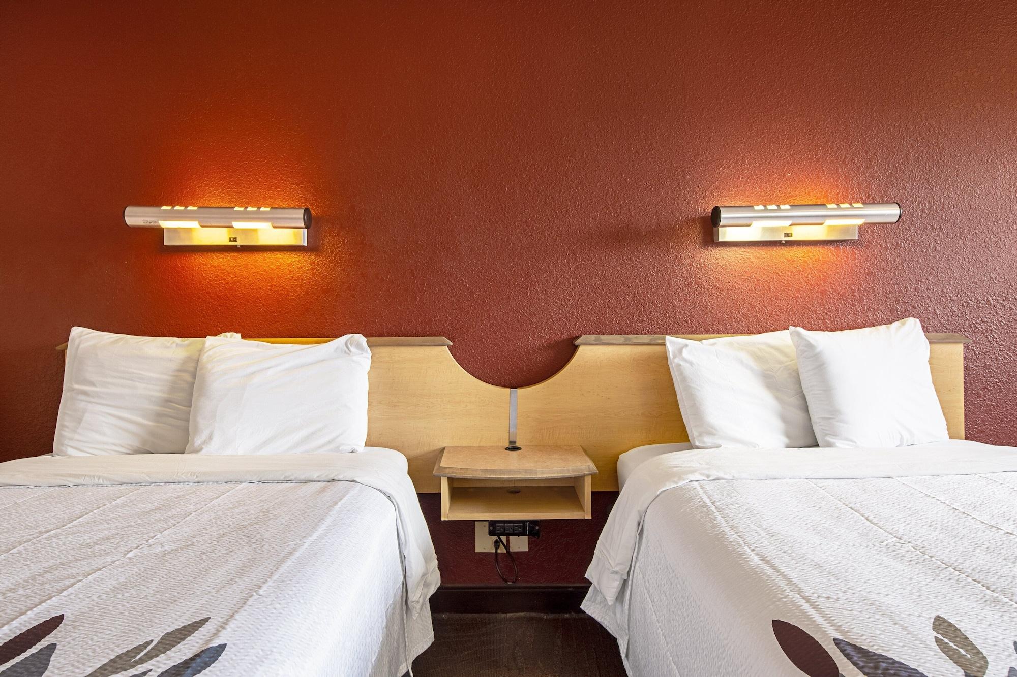 Red Roof Inn Florence - Civic Center Εξωτερικό φωτογραφία