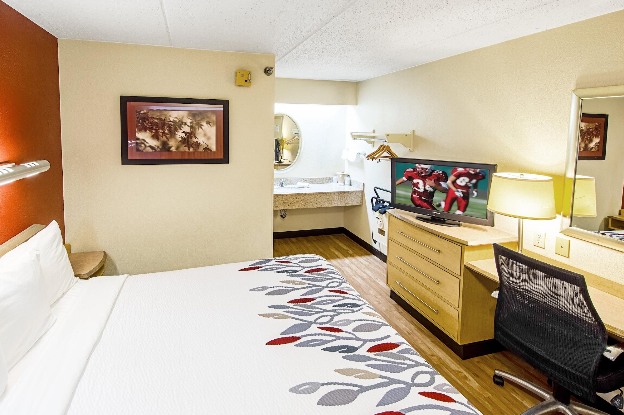 Red Roof Inn Florence - Civic Center Εξωτερικό φωτογραφία